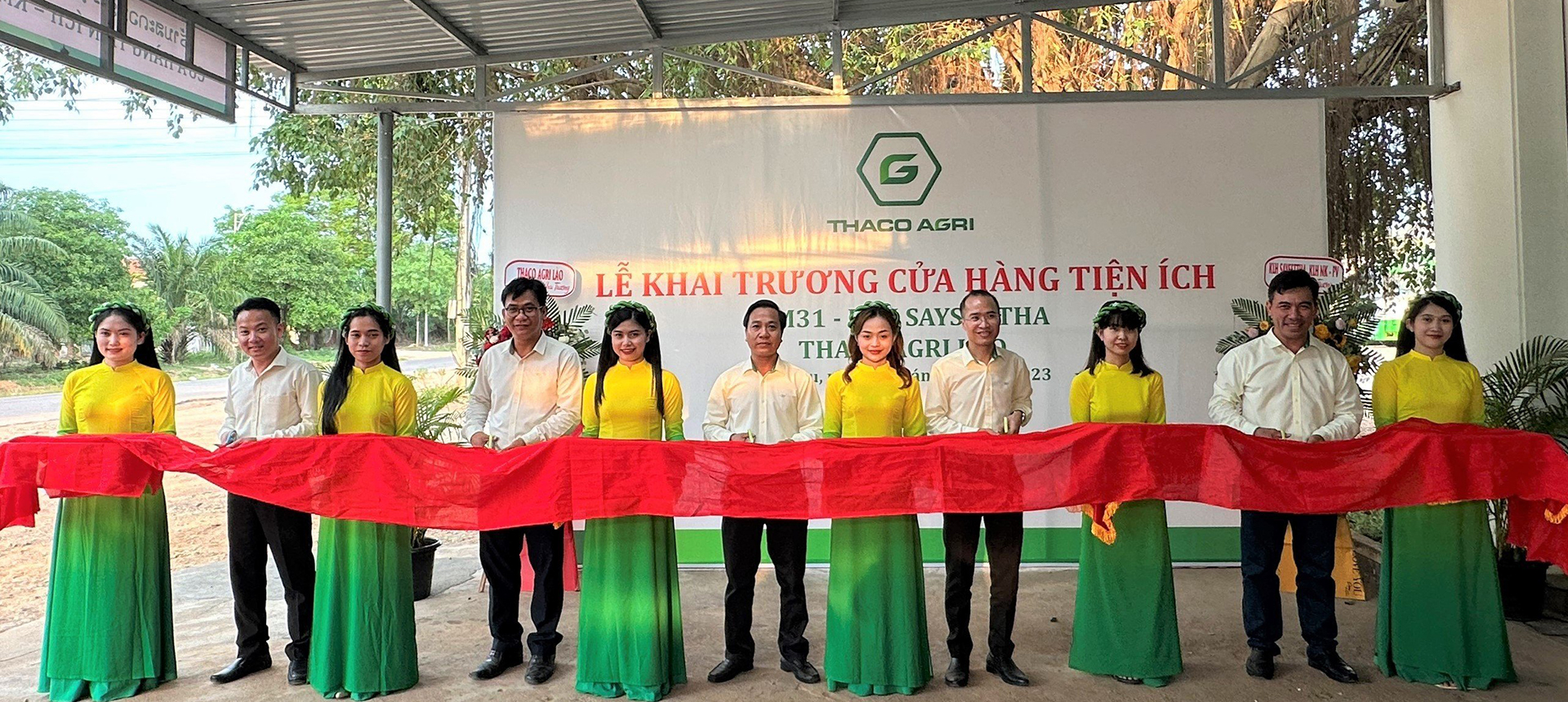 Banner truyền thông
