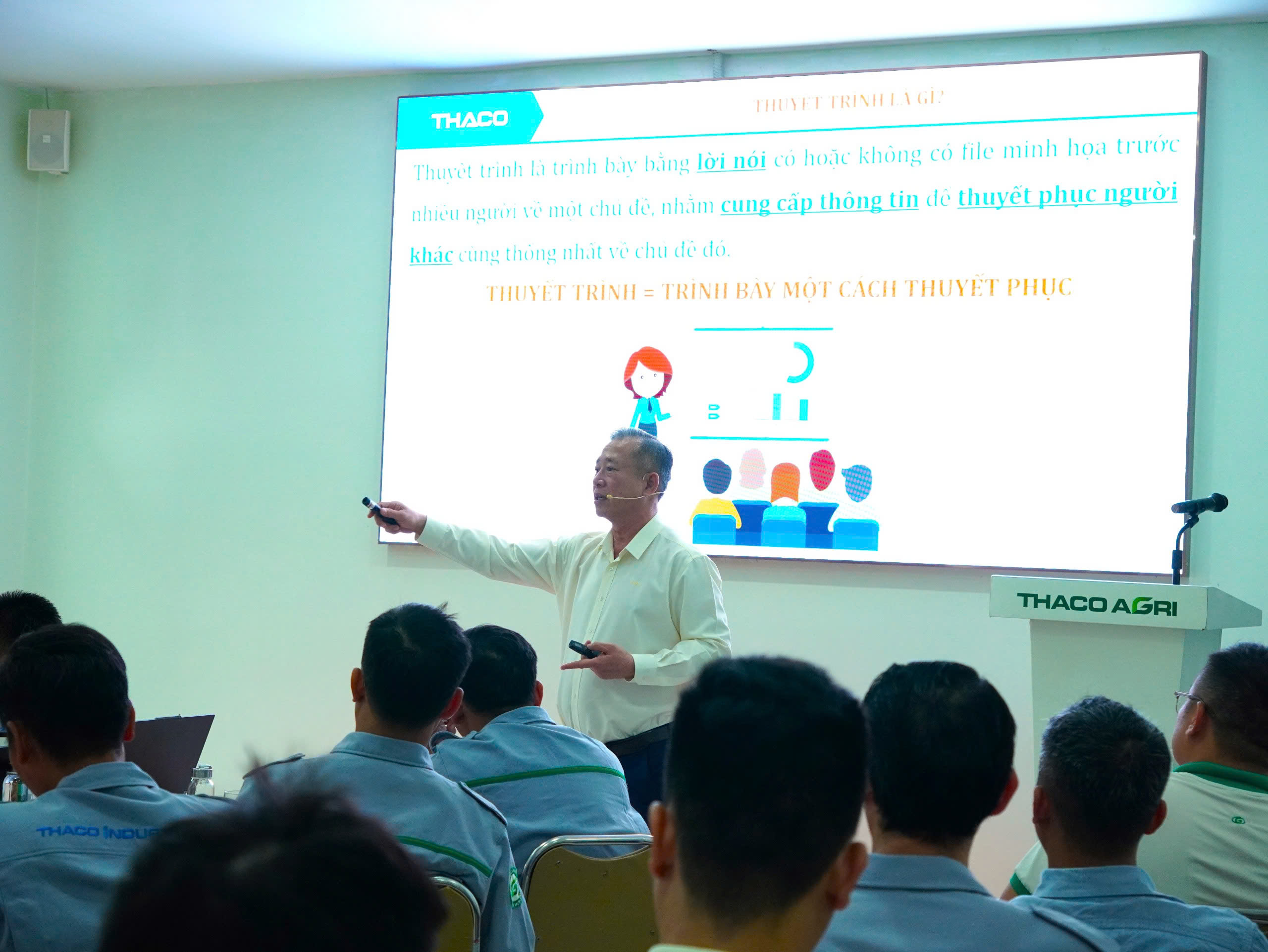 Banner truyền thông