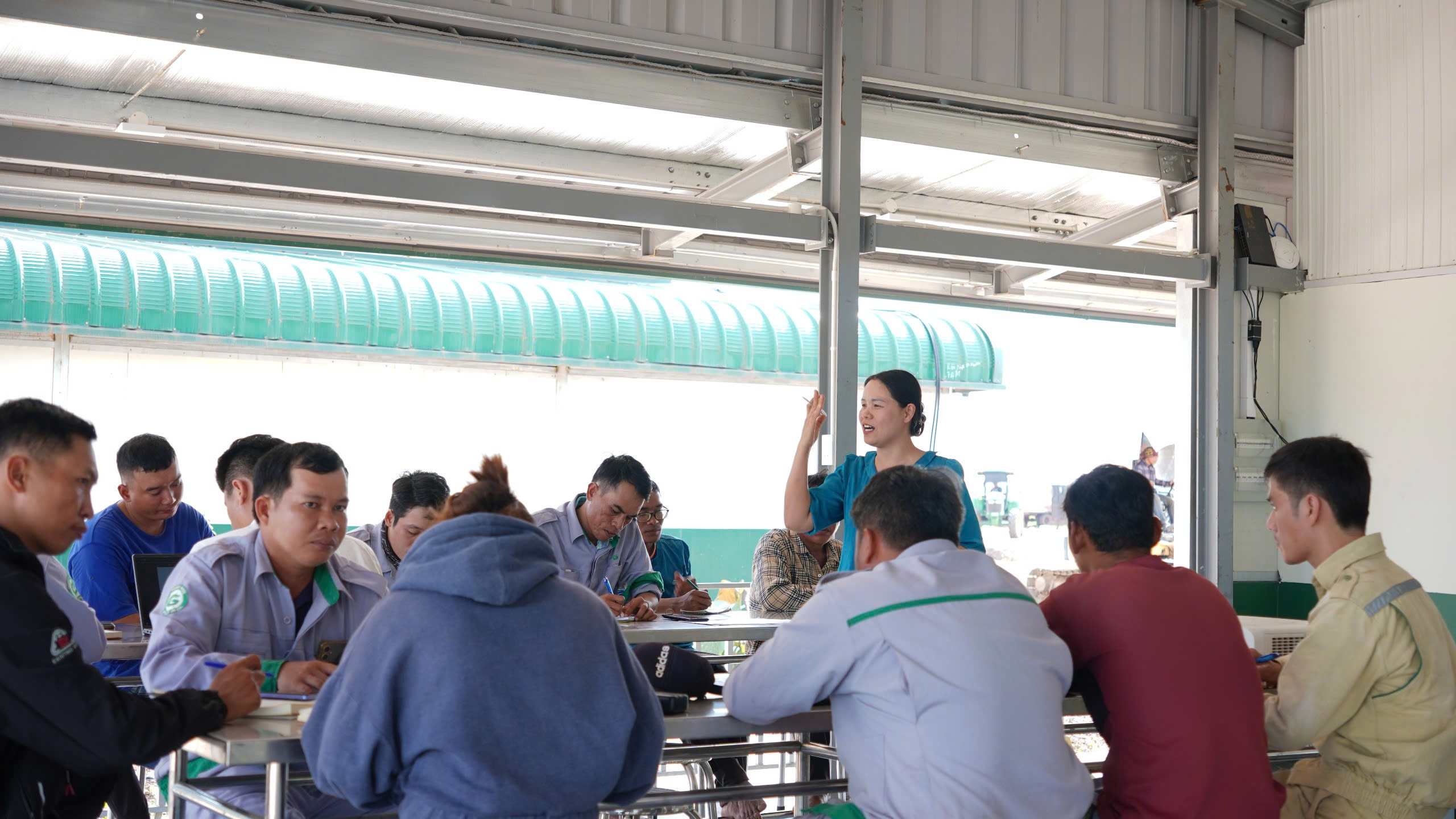 Banner truyền thông