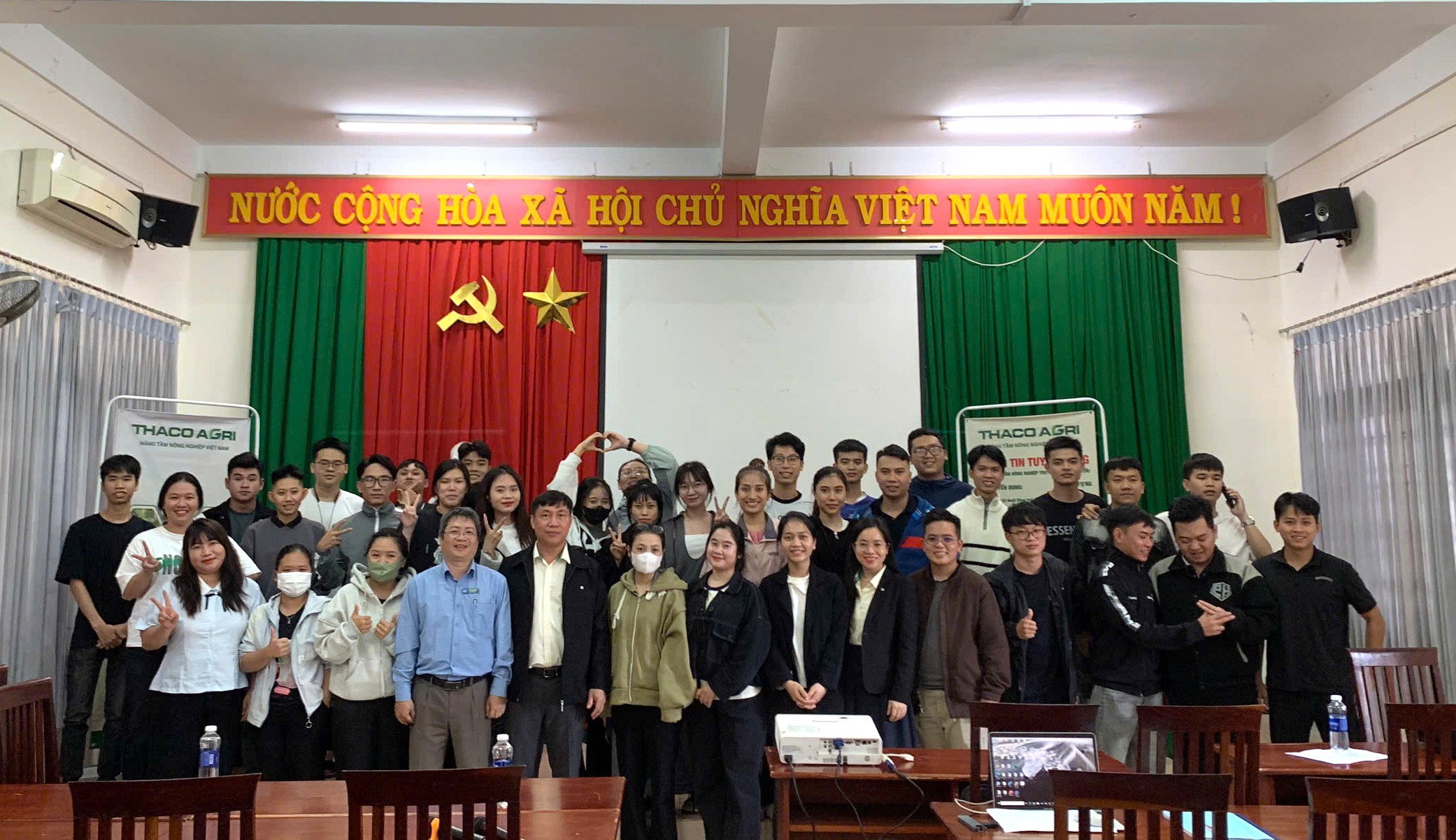 Banner truyền thông