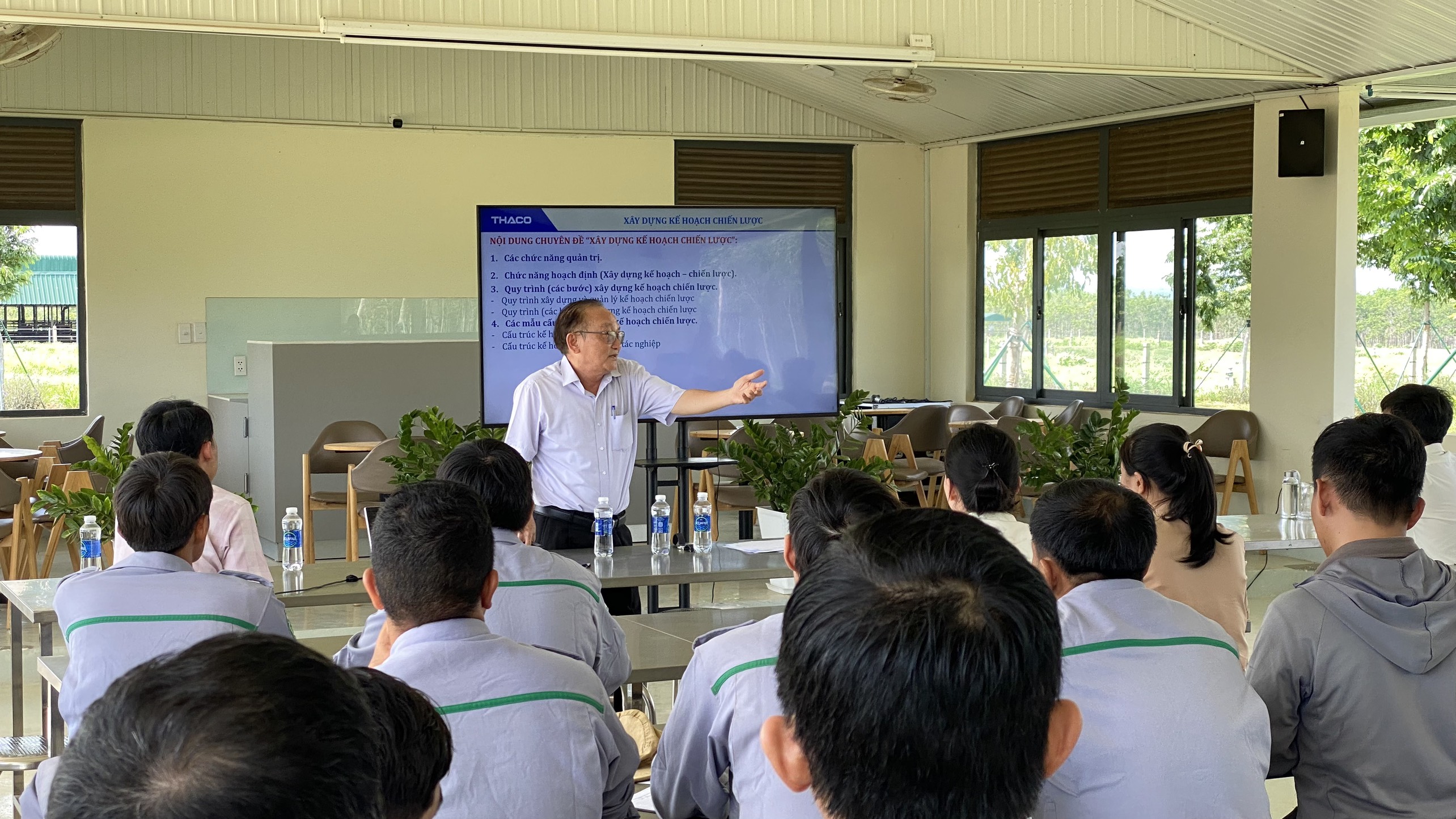 Banner truyền thông