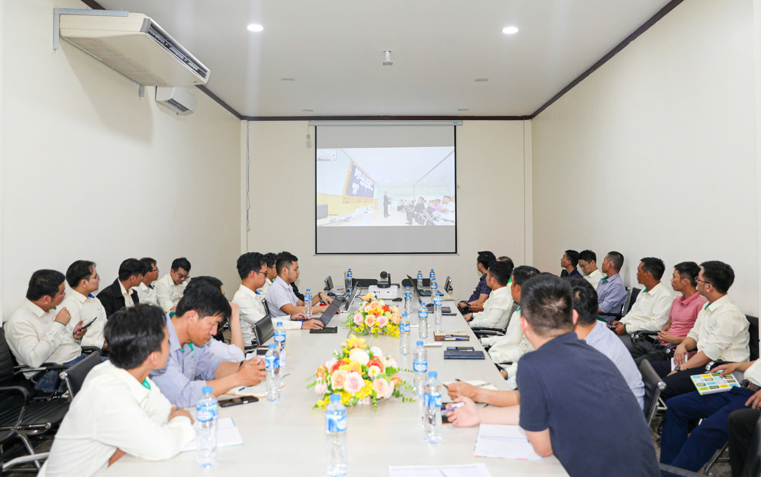 Banner truyền thông