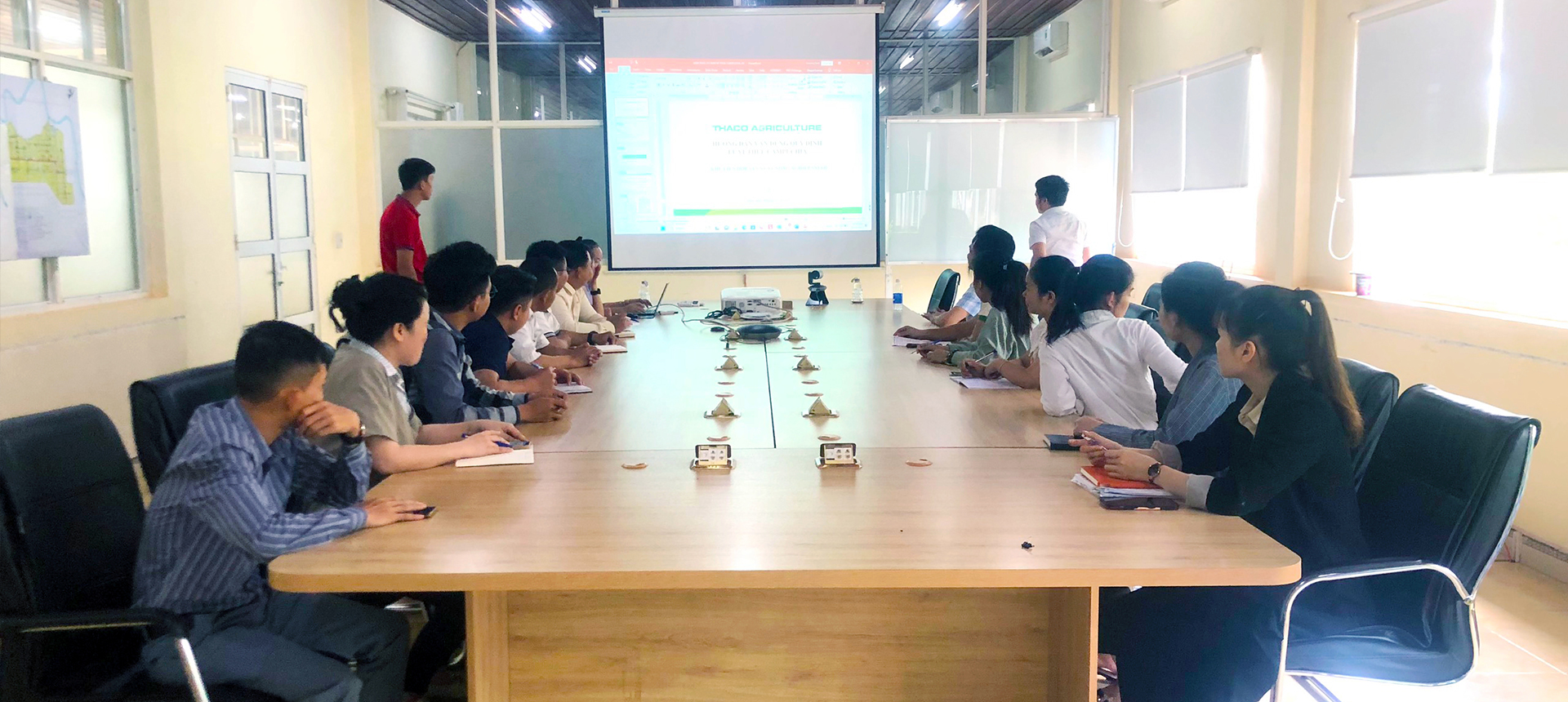 Banner truyền thông