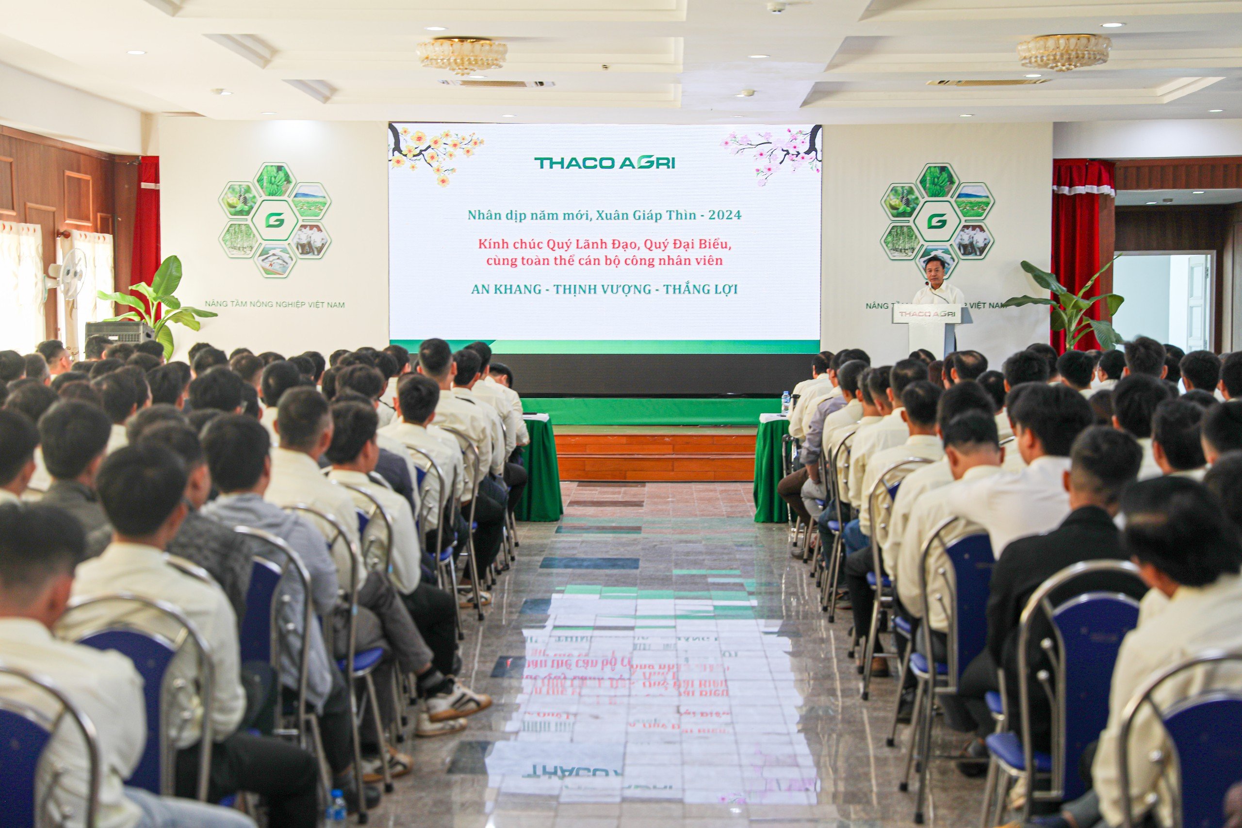 Các khu liên hợp nông nghiệp THACO AGRI tổ chức Hội nghị triển khai kế hoạch năm 2024